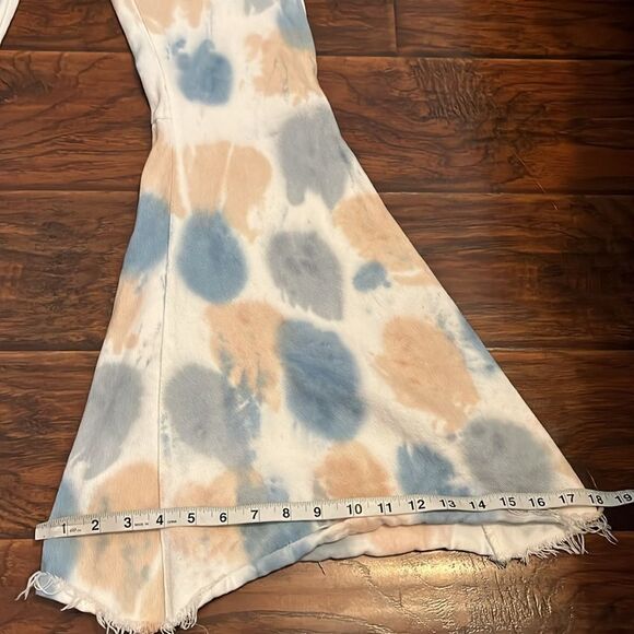 Peach Love Tie Dye Blue Tan Boho Bell Bottom 70’s Inspired Style Jeans Feminine - Picture 8 of 14